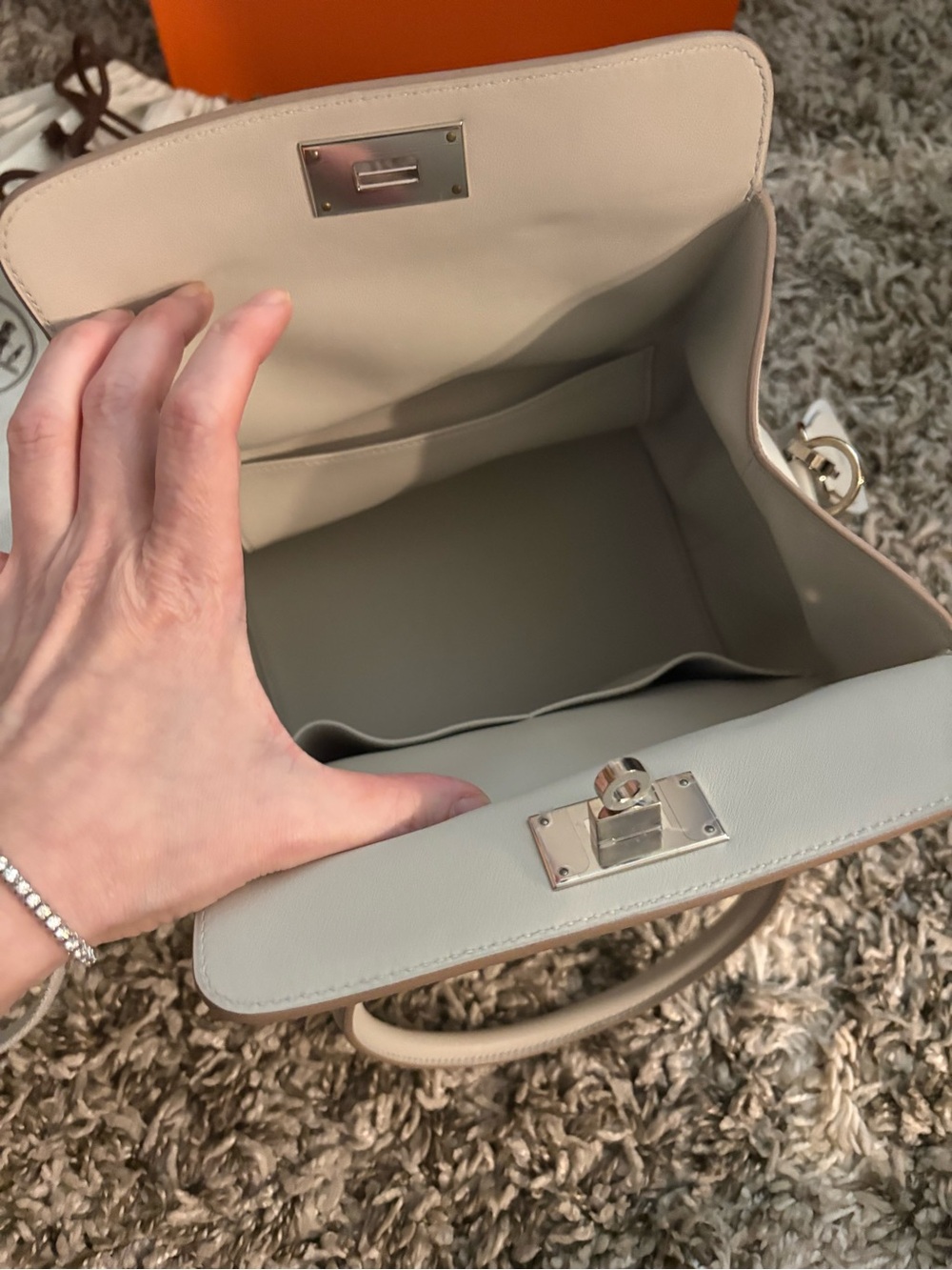 Hermes toolbox 20 carried once!! - Picture 11 of 12